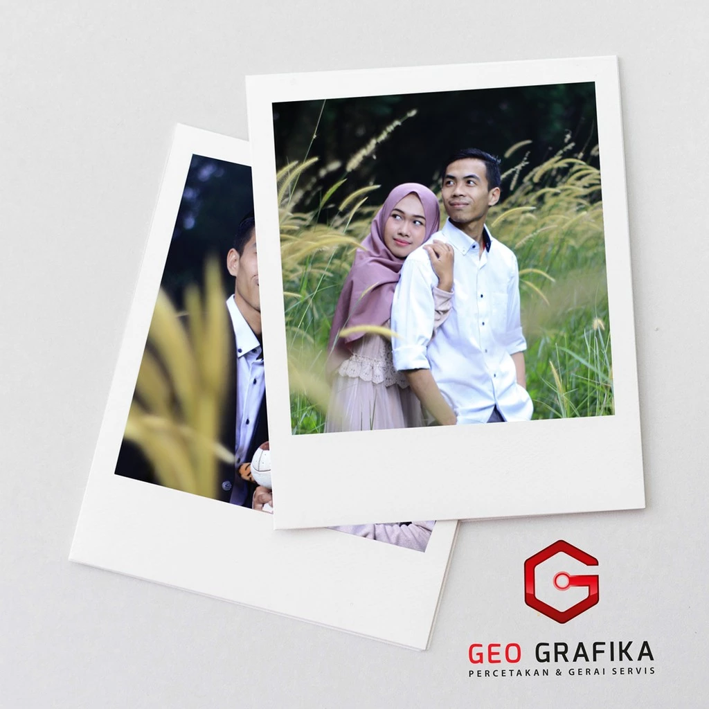 Geo Grafika - Cetak Foto Photo Polaroid Murah Custom Ukuran 10 X 12 Cm Isi 12 Pcs
